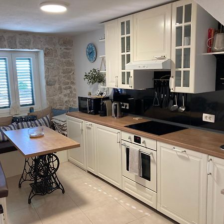 Little Palmina Hotel Split Buitenkant foto